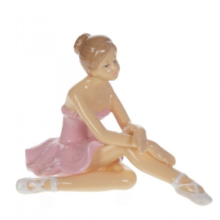 Фигурка декоративная Балерина сидячая, фарфор 14х9х10см